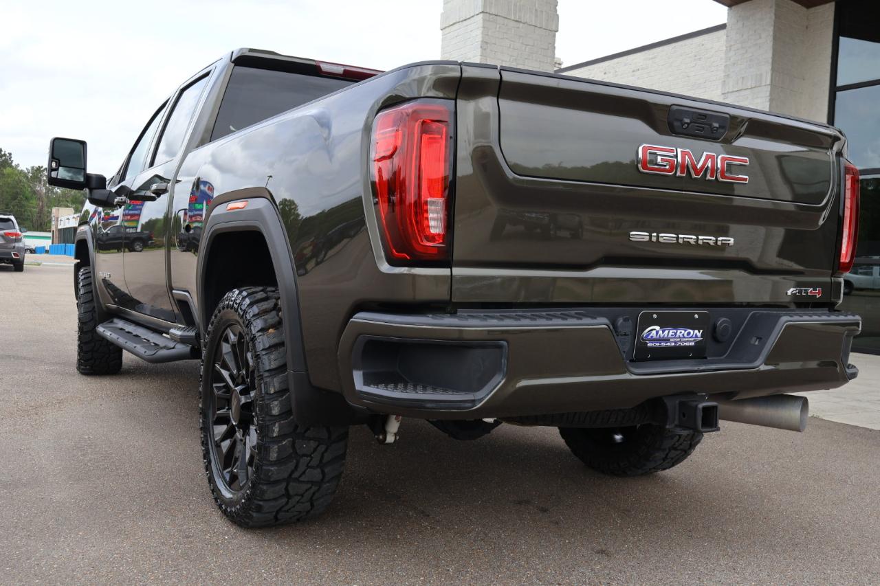 GMC Sierra 2500HD 4WD Crew Cab 159" AT4 2023