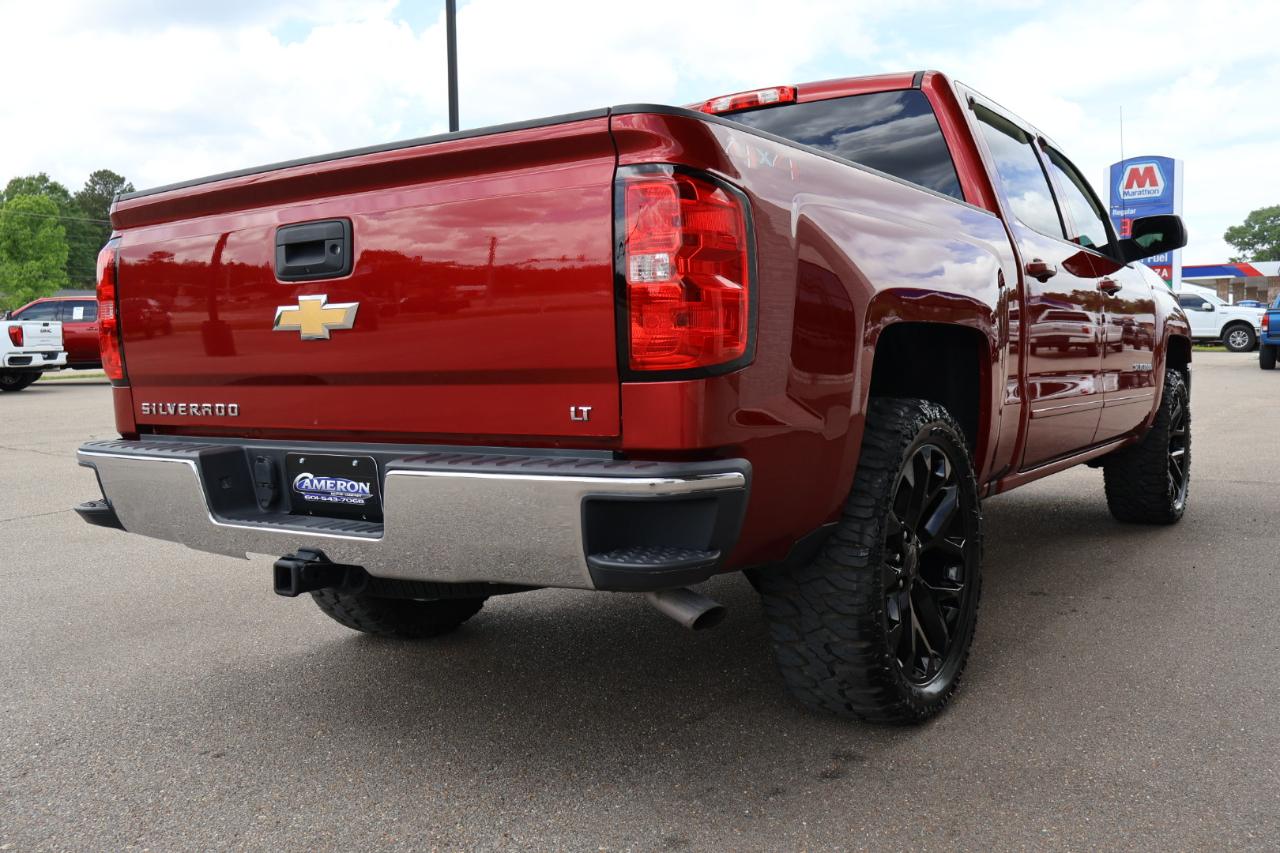 Chevrolet Silverado 1500 4WD Crew Cab 143.5" LT w/1LT 2018