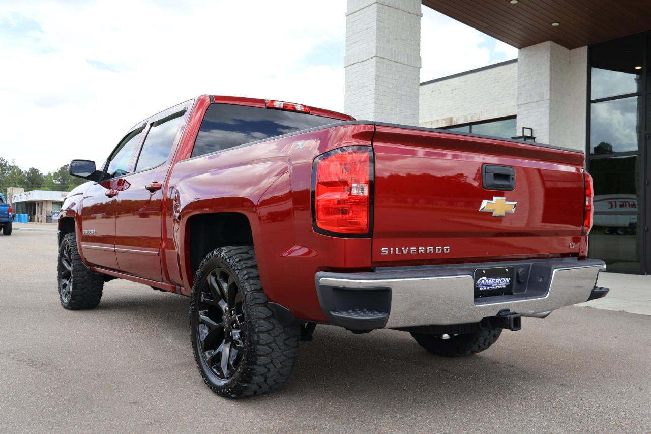 Chevrolet Silverado 1500 4WD Crew Cab 143.5" LT w/1LT 2018