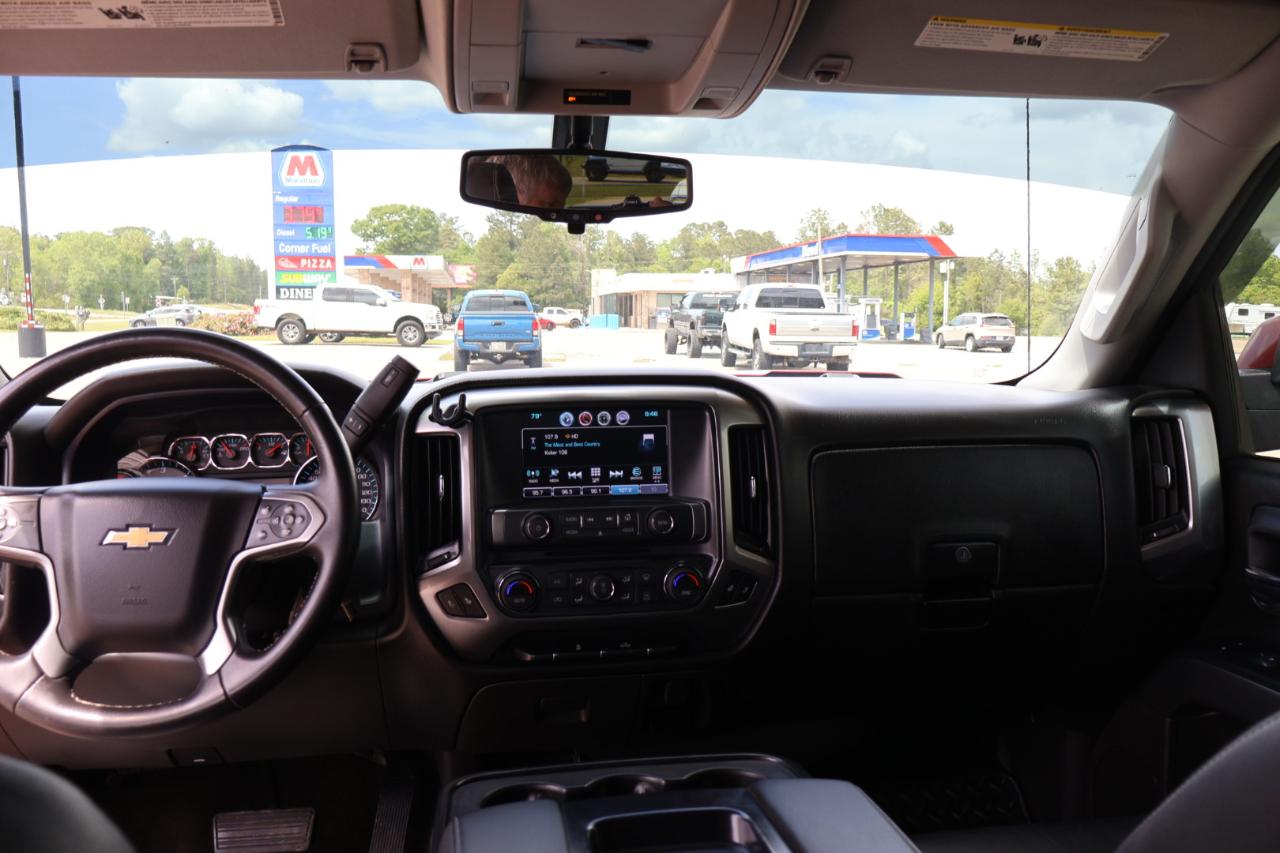 Chevrolet Silverado 1500 4WD Crew Cab 143.5" LT w/1LT 2018