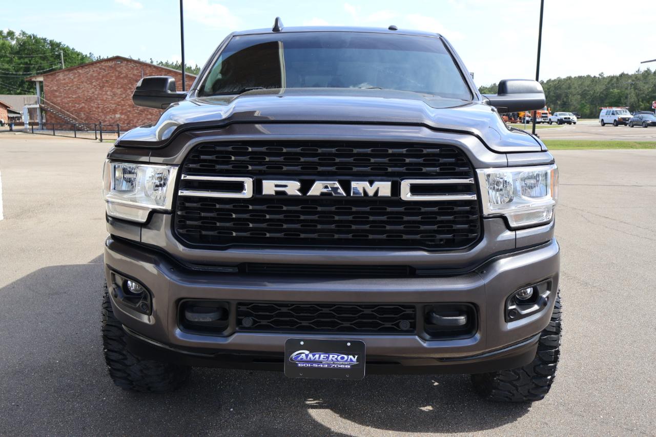 RAM 2500 Big Horn 4x4 Crew Cab 6'4" Box 2022