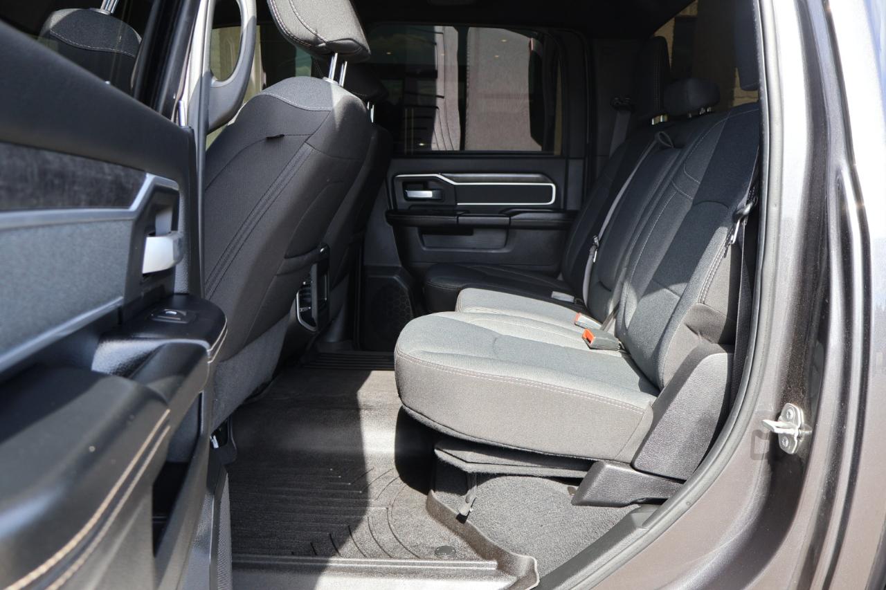 RAM 2500 Big Horn 4x4 Crew Cab 6'4" Box 2022