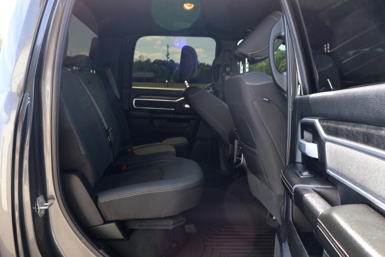 RAM 2500 Big Horn 4x4 Crew Cab 6'4" Box 2022