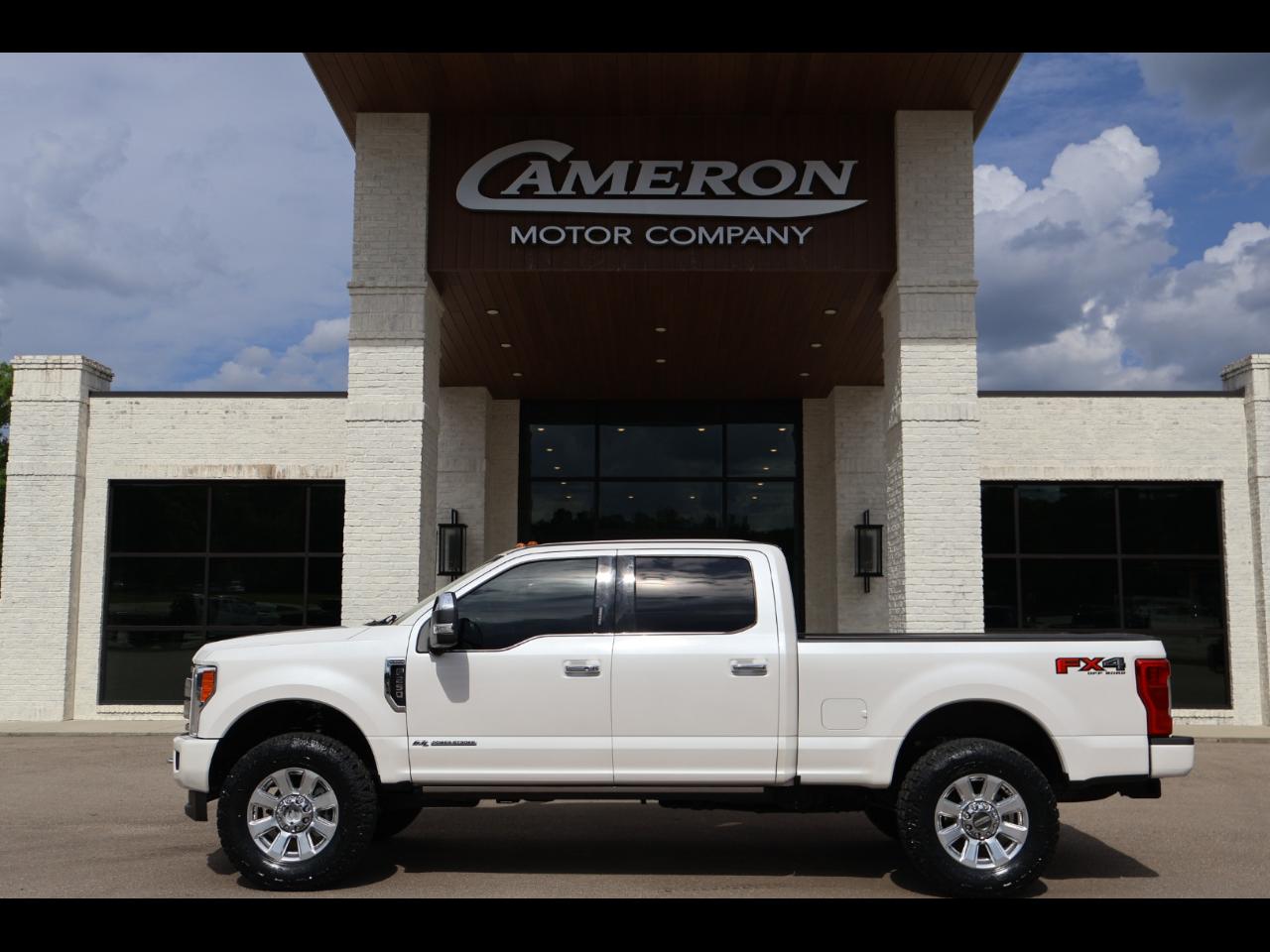 Ford F250SD Platinum Crew Cab 4WD 2019