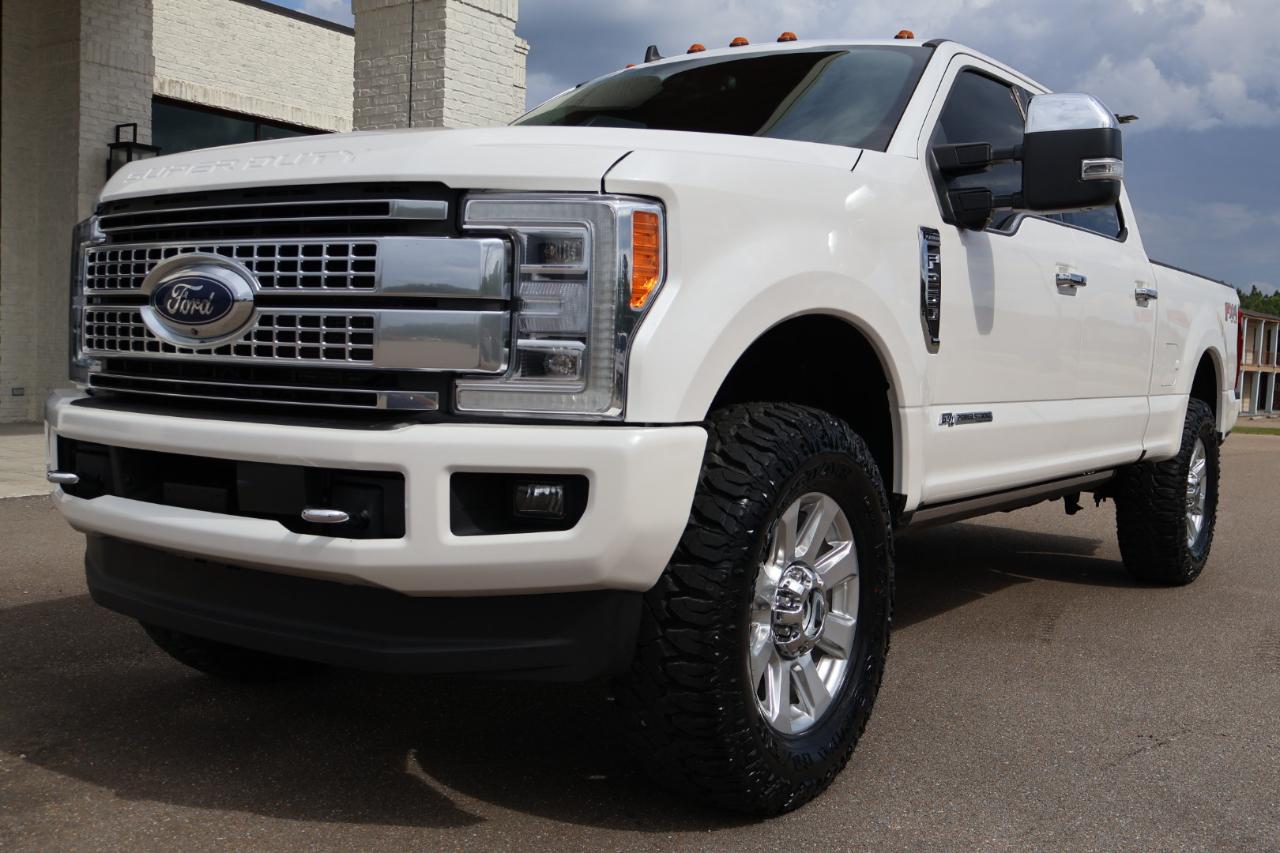 Ford F250SD Platinum Crew Cab 4WD 2019