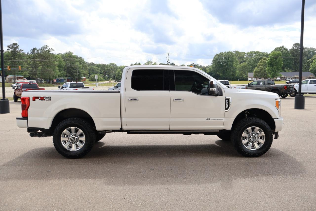 Ford F250SD Platinum Crew Cab 4WD 2019