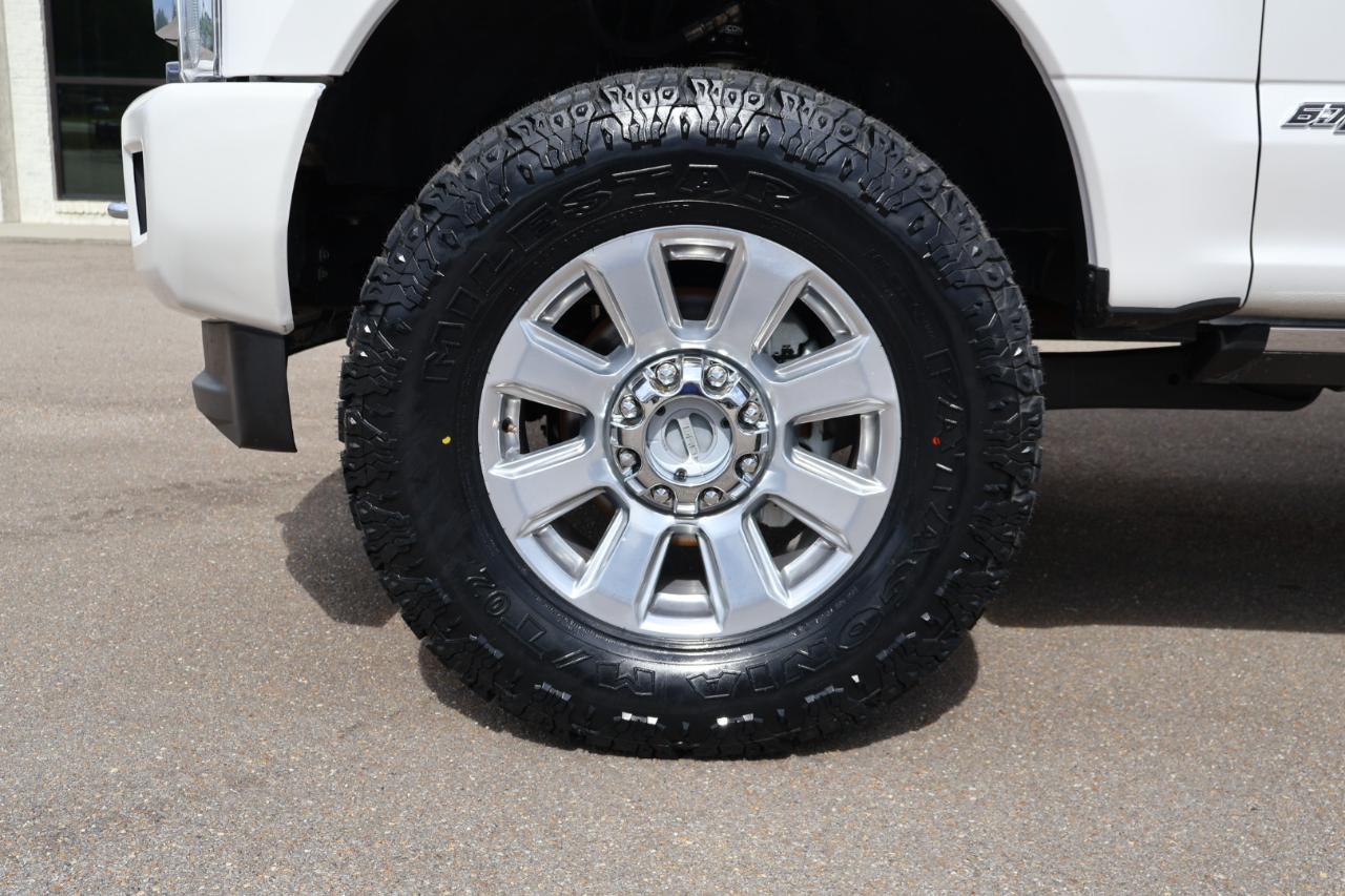 Ford F250SD Platinum Crew Cab 4WD 2019