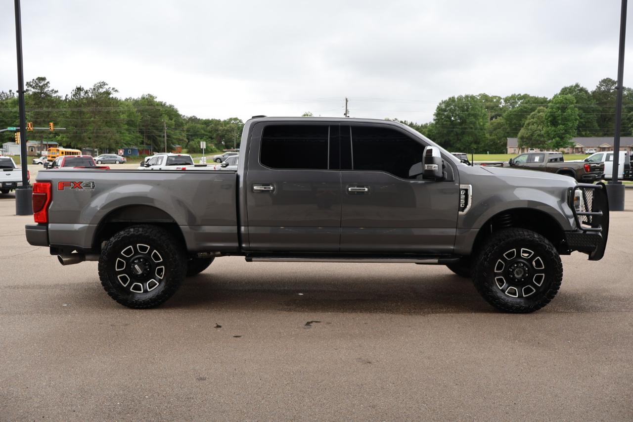 Ford F250SD Lariat Crew Cab 4WD 2021