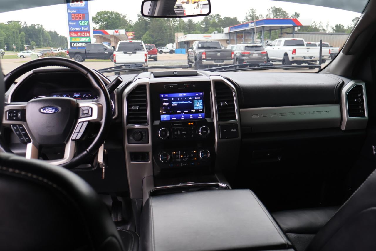 Ford F250SD Lariat Crew Cab 4WD 2021