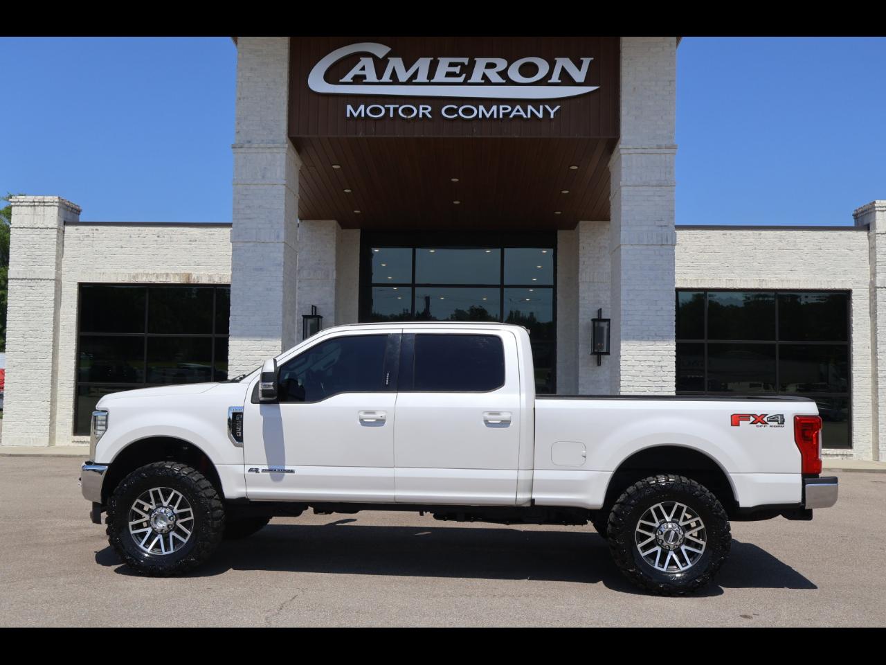 2017 Ford F250SD Lariat Crew Cab 4WD