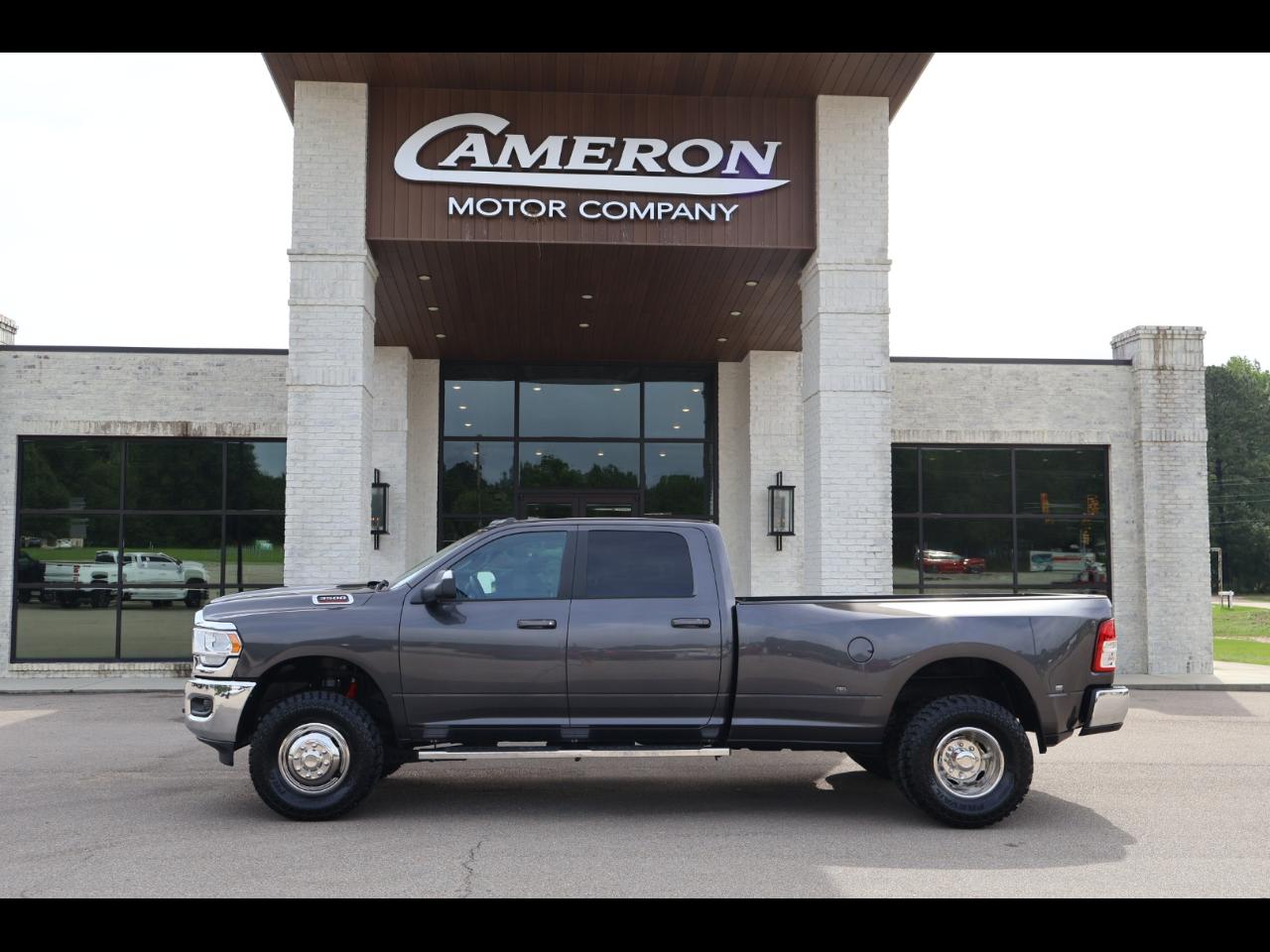 2021 RAM 3500 Lone Star 4x4 Crew Cab 8' Box