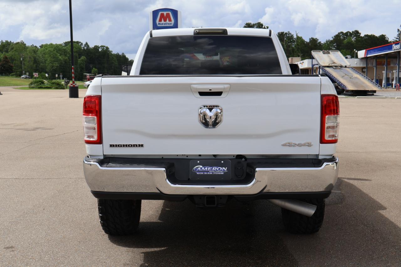 RAM 2500 Big Horn 4x4 Crew Cab 6'4" Box 2021