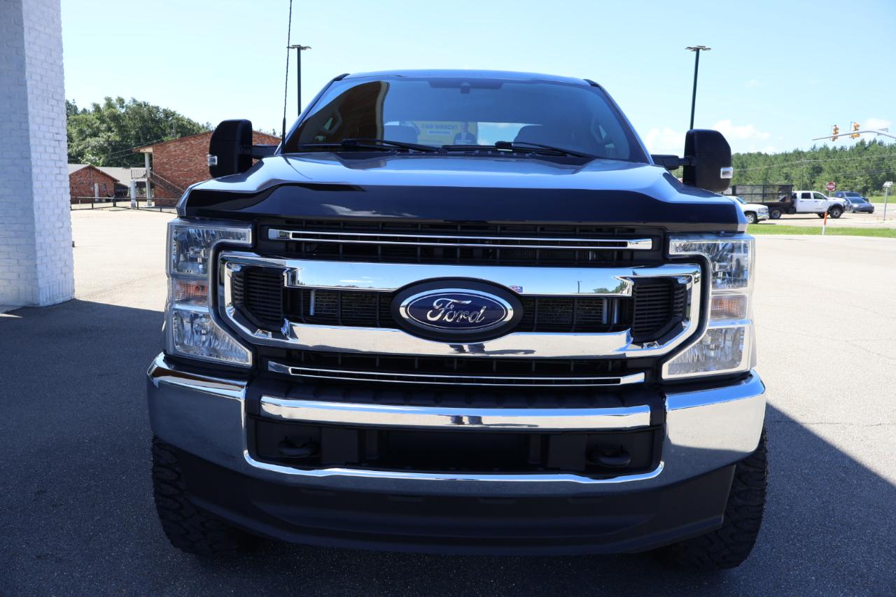 Ford F-250 SD XLT Crew Cab 4WD 2022