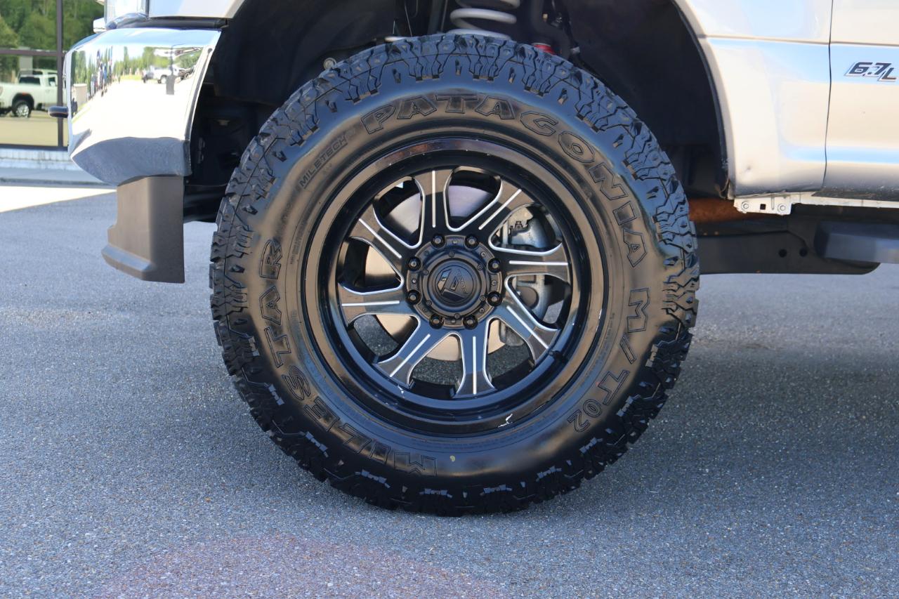 Ford F-250 SD XLT Crew Cab 4WD 2022