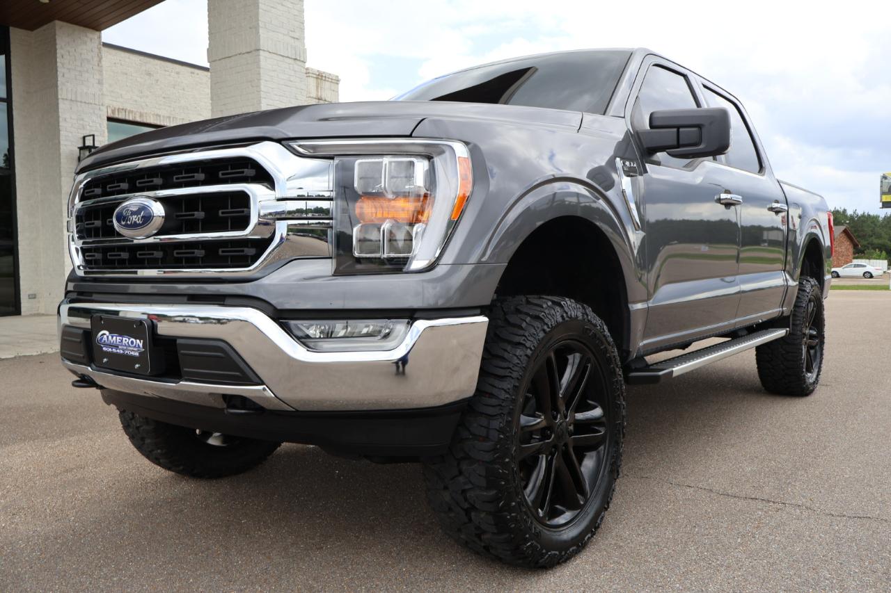 Ford F-150 XLT 4WD SuperCrew 5.5' Box 2022