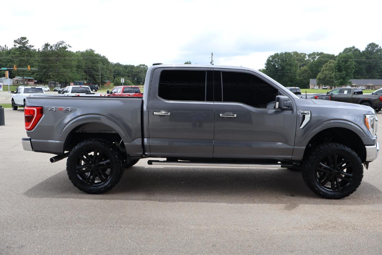 Ford F-150 XLT 4WD SuperCrew 5.5' Box 2022