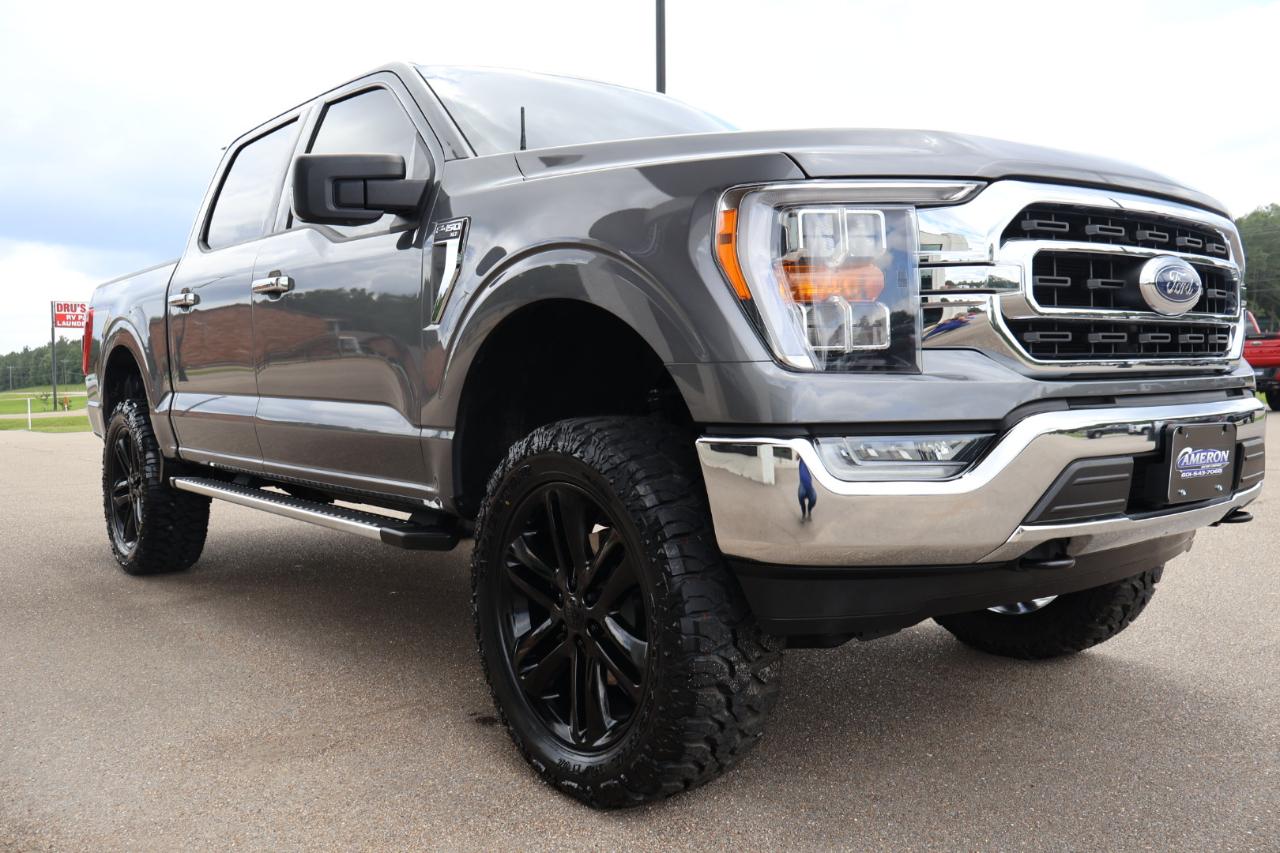 Ford F-150 XLT 4WD SuperCrew 5.5' Box 2022