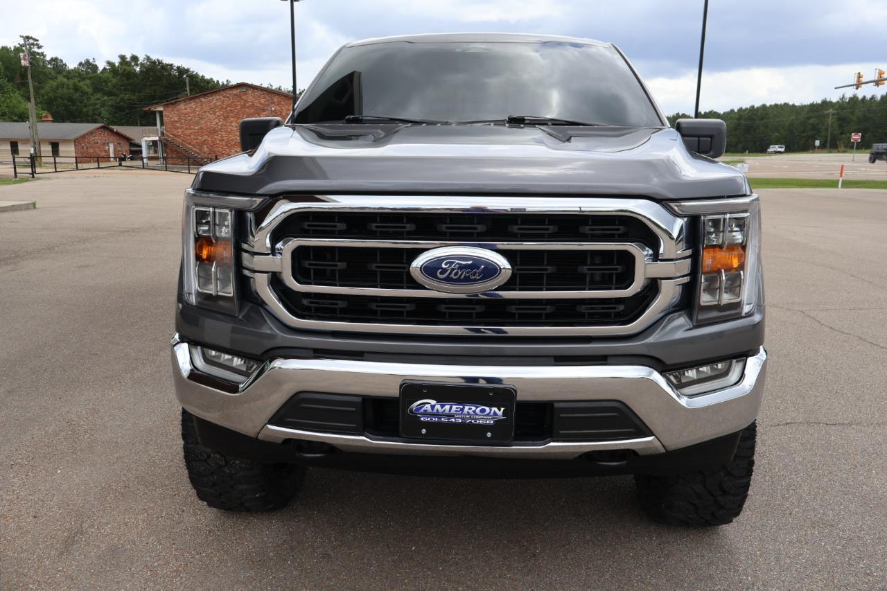 Ford F-150 XLT 4WD SuperCrew 5.5' Box 2022