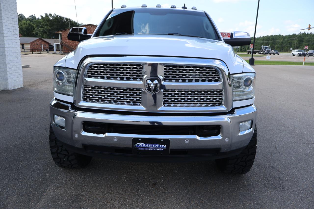RAM 2500 Laramie 4x4 Crew Cab 6'4" Box 2017