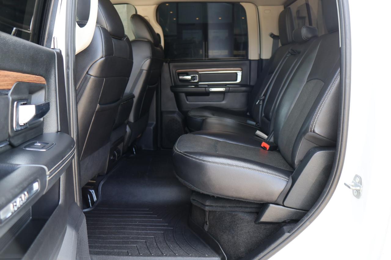 RAM 2500 Laramie 4x4 Crew Cab 6'4" Box 2017