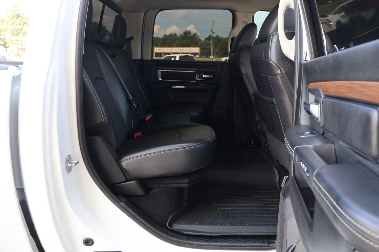 RAM 2500 Laramie 4x4 Crew Cab 6'4" Box 2017