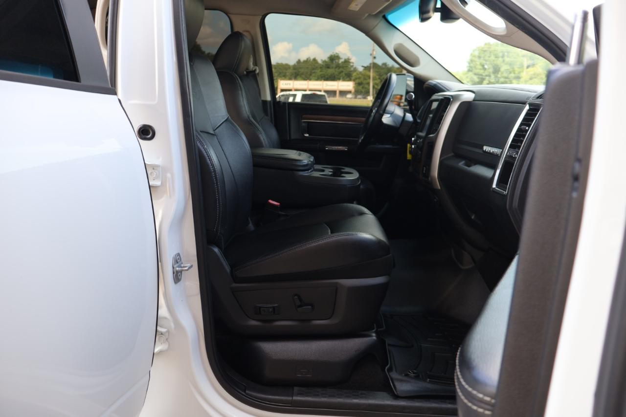 RAM 2500 Laramie 4x4 Crew Cab 6'4" Box 2017