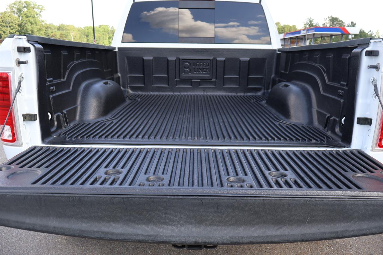 RAM 2500 Laramie 4x4 Crew Cab 6'4" Box 2017