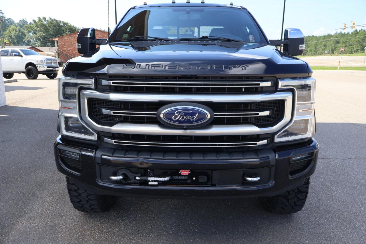 Ford F350SD Platinum Crew Cab 4WD 2022