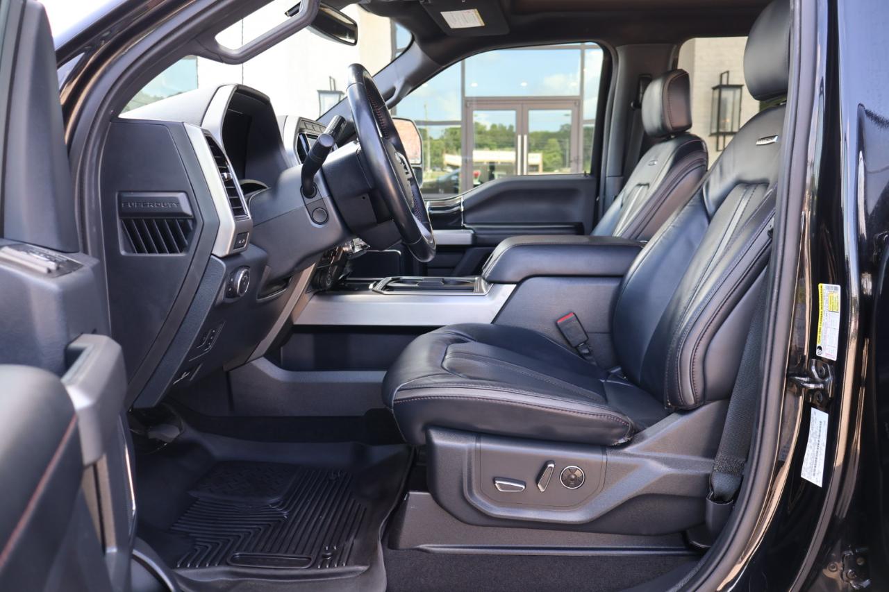 Ford F350SD Platinum Crew Cab 4WD 2022