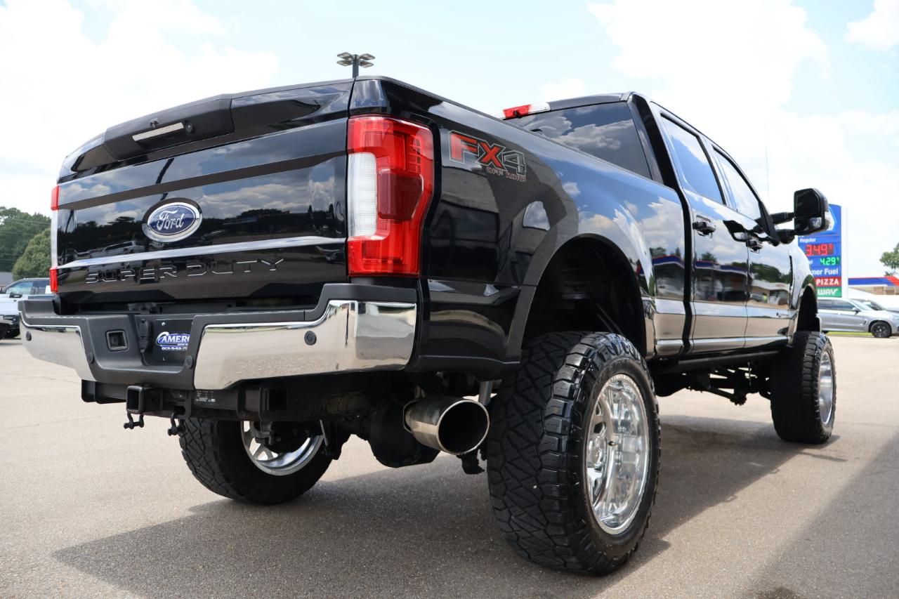 Ford F250SD Lariat Crew Cab 4WD 2019