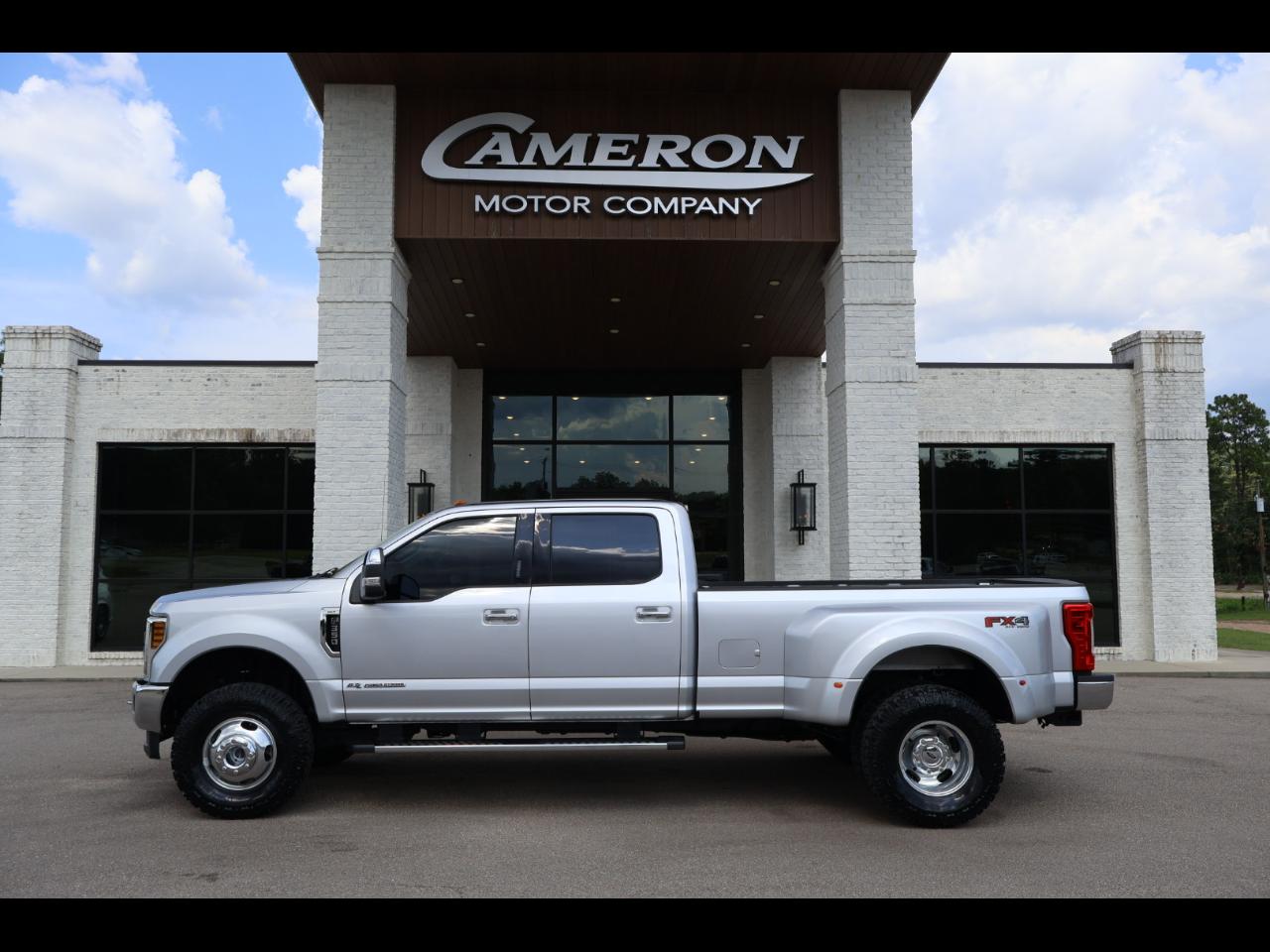 2019 Ford F350SD XLT Crew Cab 4WD DRW