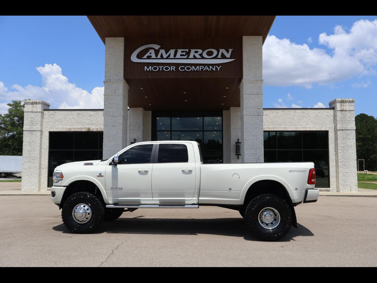 RAM 3500 Laramie 4x4 Crew Cab 8' Box 2019