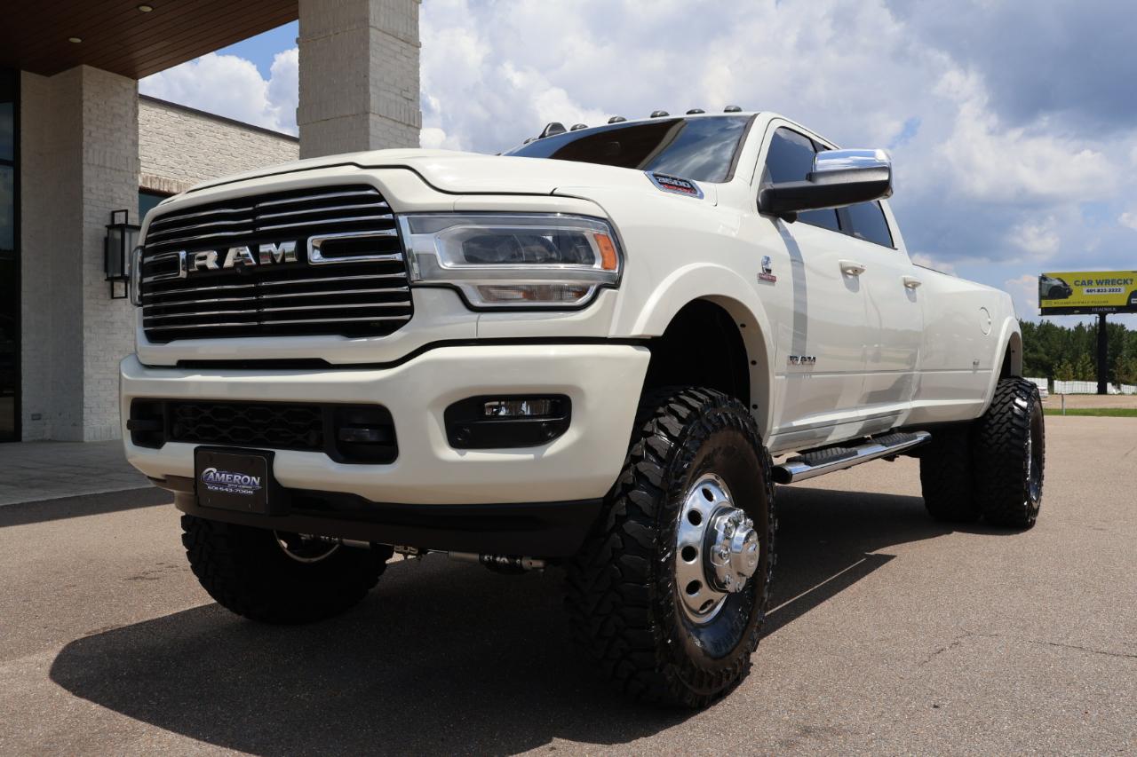 RAM 3500 Laramie 4x4 Crew Cab 8' Box 2019