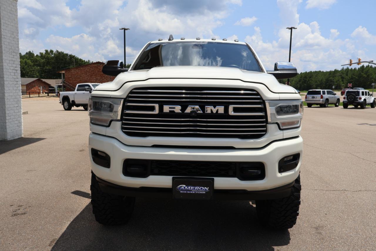 RAM 3500 Laramie 4x4 Crew Cab 8' Box 2019