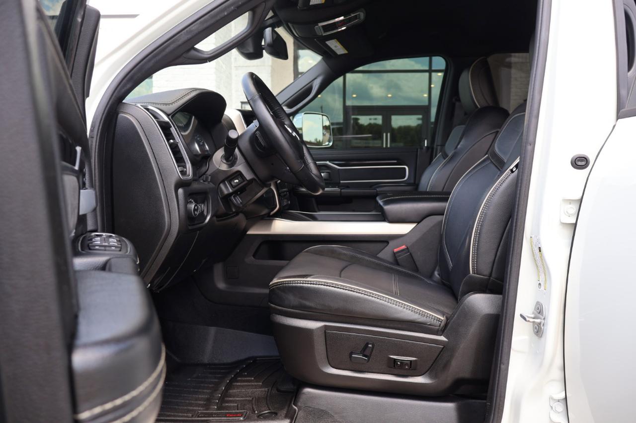 RAM 3500 Laramie 4x4 Crew Cab 8' Box 2019