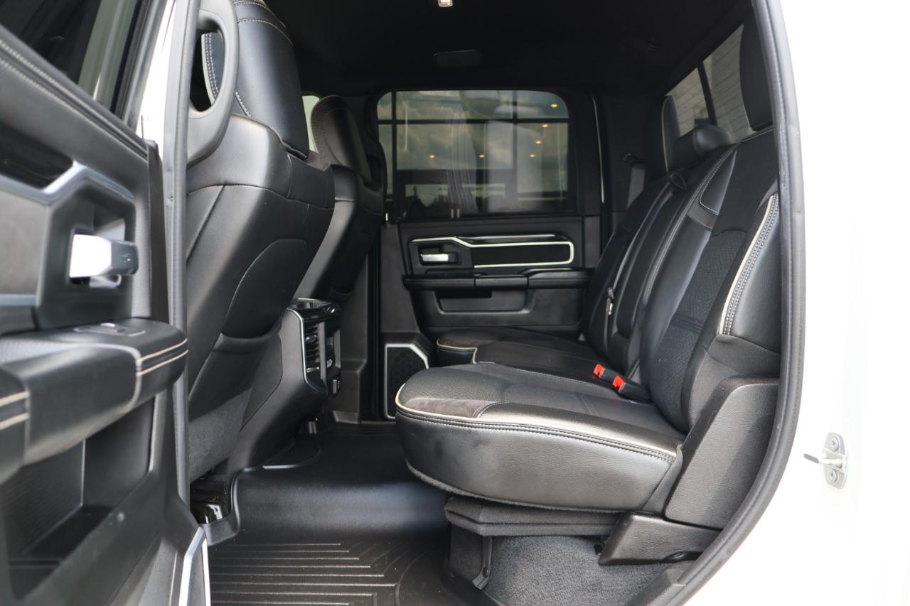 RAM 3500 Laramie 4x4 Crew Cab 8' Box 2019