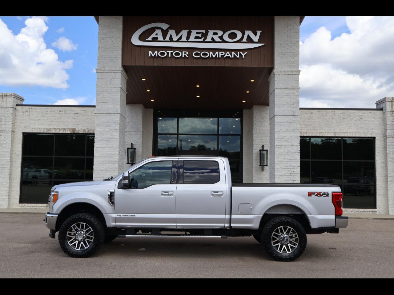 2019 Ford F250SD Lariat Crew Cab 4WD