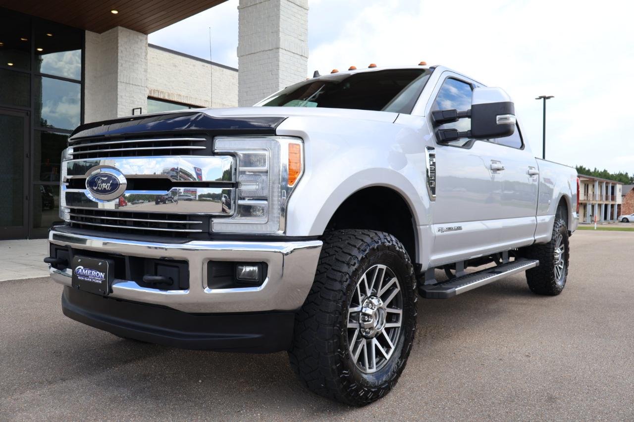 Ford F250SD Lariat Crew Cab 4WD 2019
