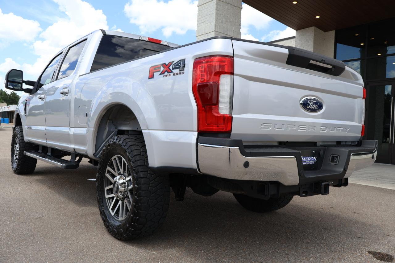 Ford F250SD Lariat Crew Cab 4WD 2019