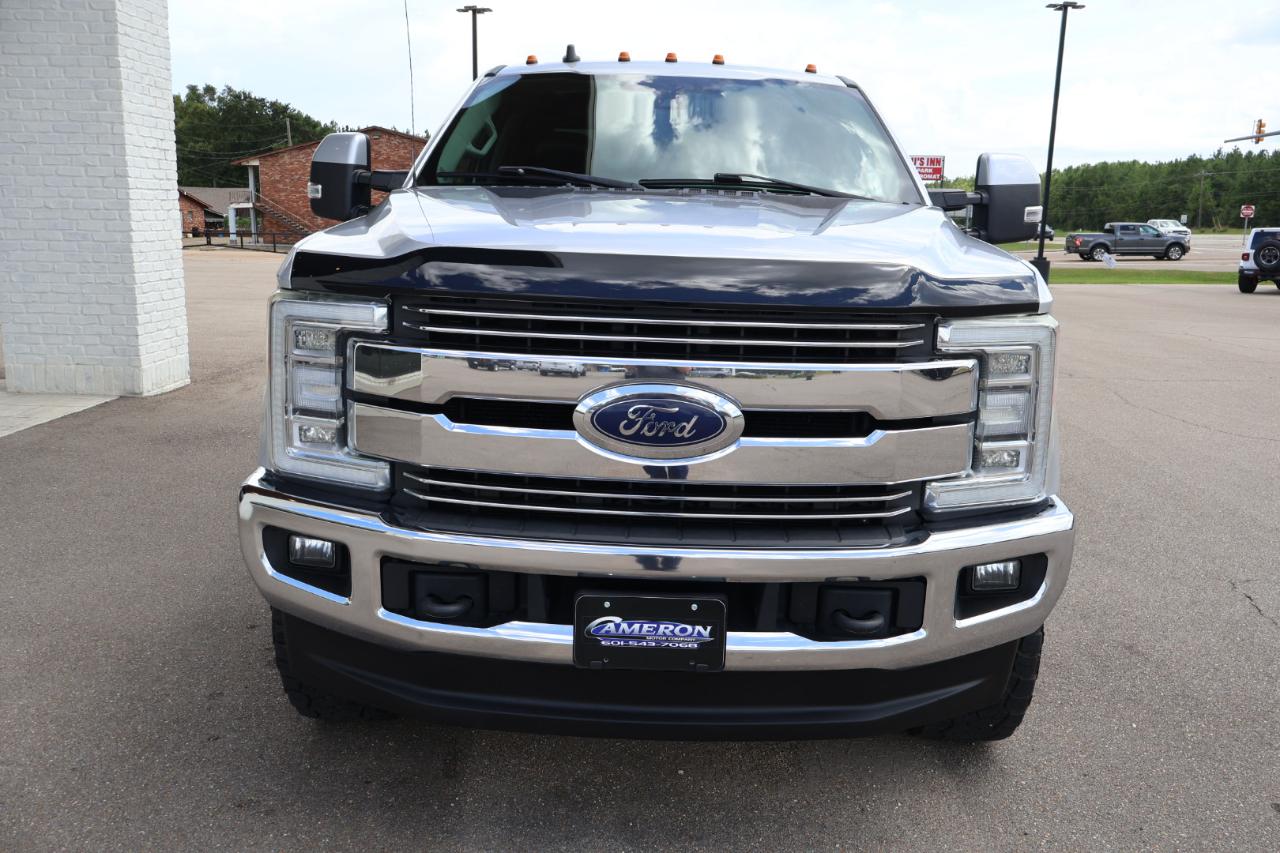 Ford F250SD Lariat Crew Cab 4WD 2019