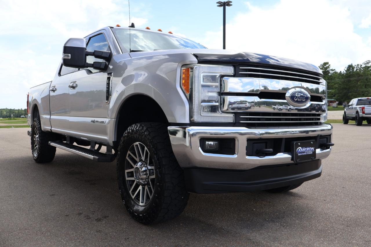 Ford F250SD Lariat Crew Cab 4WD 2019