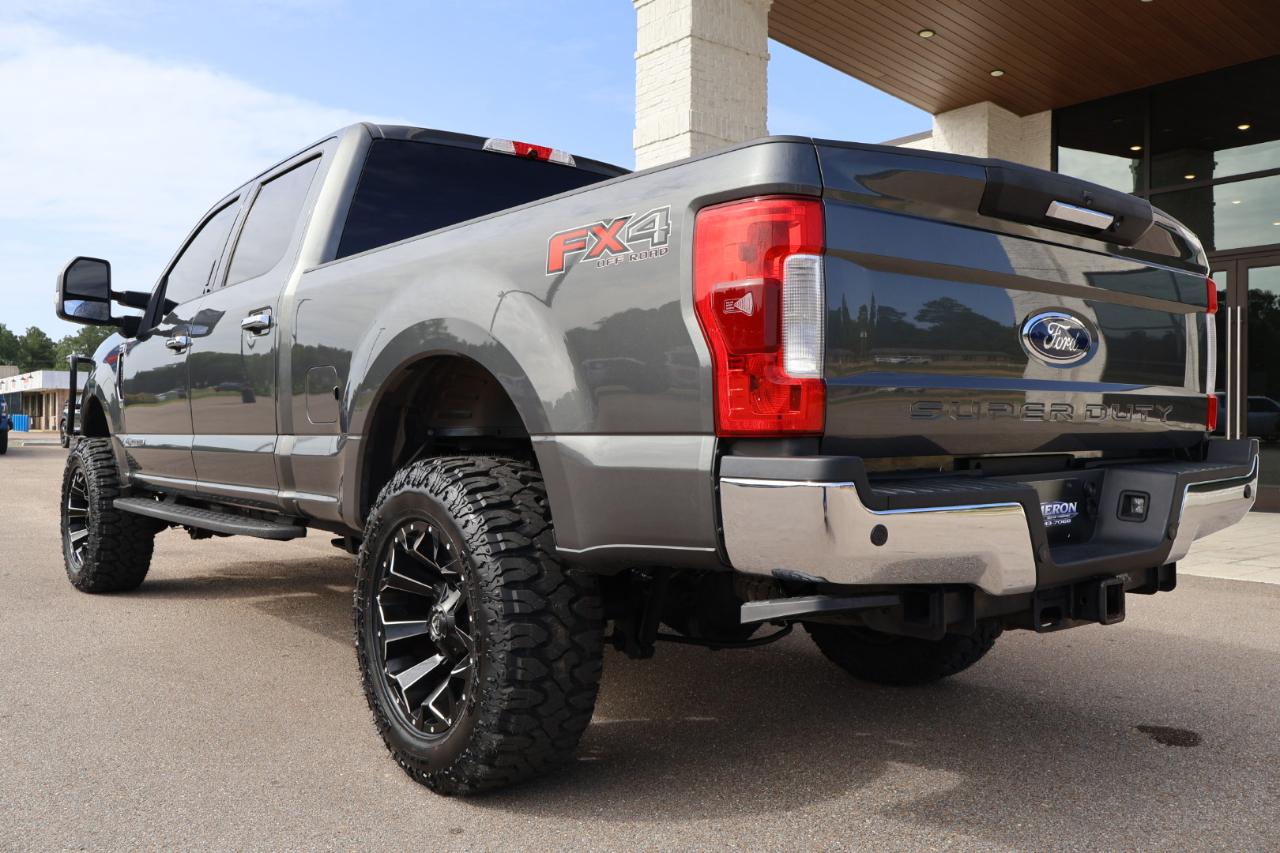 Ford F250SD XLT Crew Cab 4WD 2018