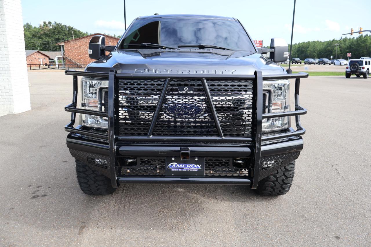 Ford F250SD XLT Crew Cab 4WD 2018