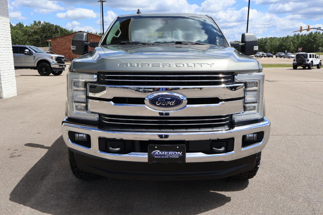 Ford F250SD Lariat Crew Cab 4WD 2019