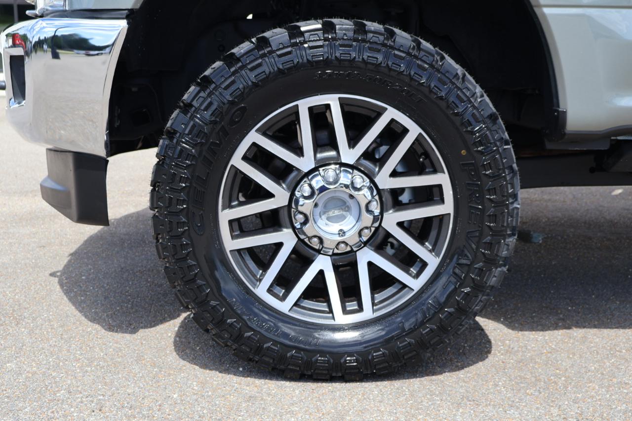 Ford F250SD Lariat Crew Cab 4WD 2019