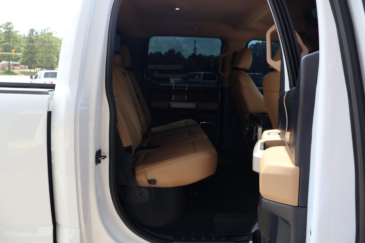 Ford F250SD Lariat Crew Cab 4WD 2022