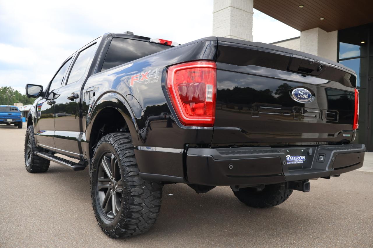 Ford F-150 XLT 4WD SuperCrew 5.5' Box 2022