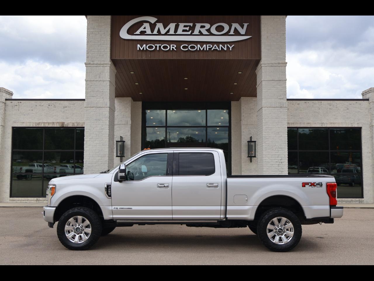 2018 Ford F250SD Platinum Crew Cab 4WD
