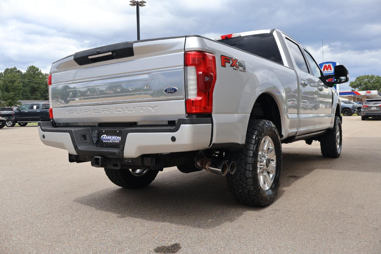 Ford F250SD Platinum Crew Cab 4WD 2018