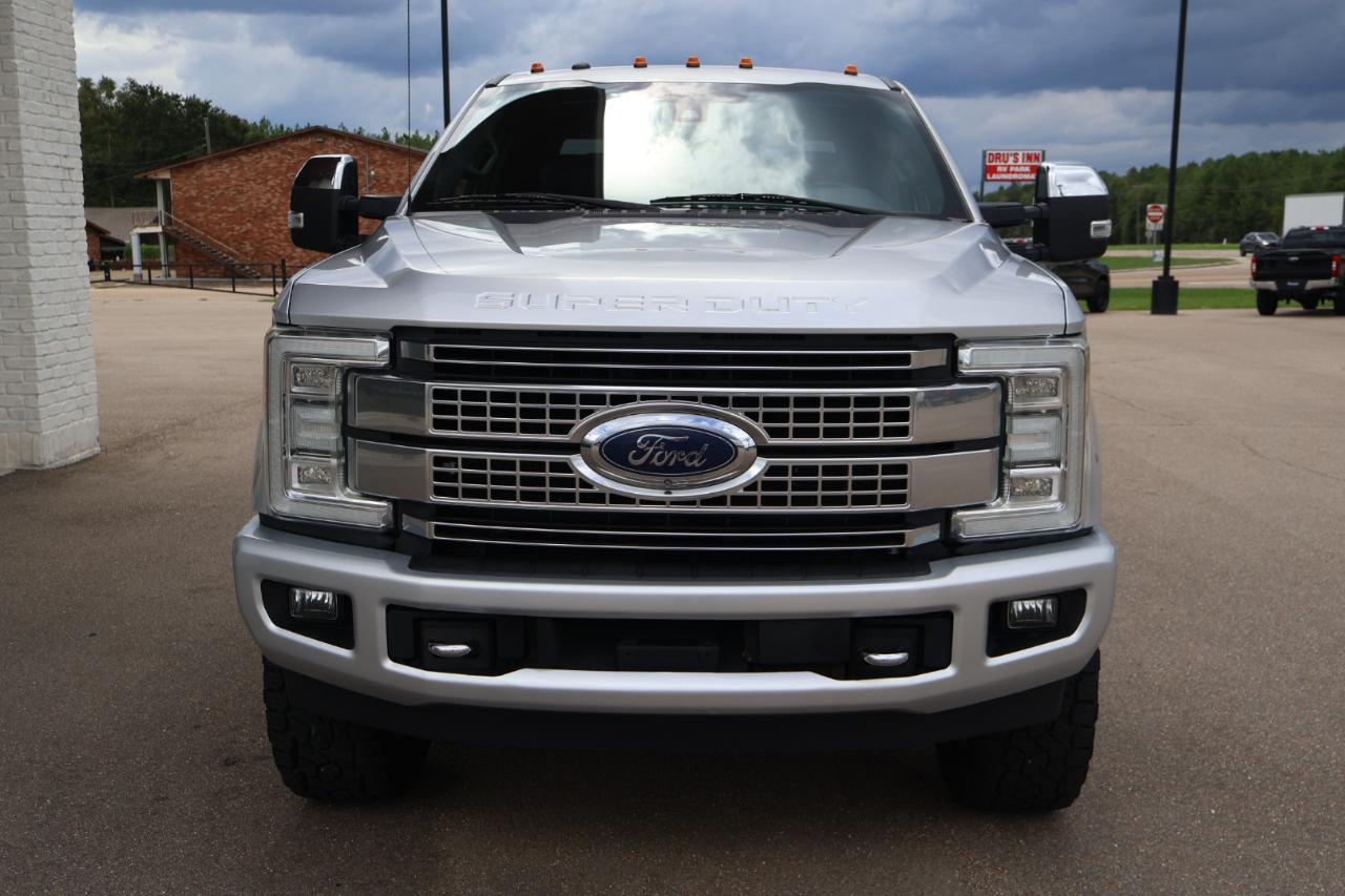 Ford F250SD Platinum Crew Cab 4WD 2018